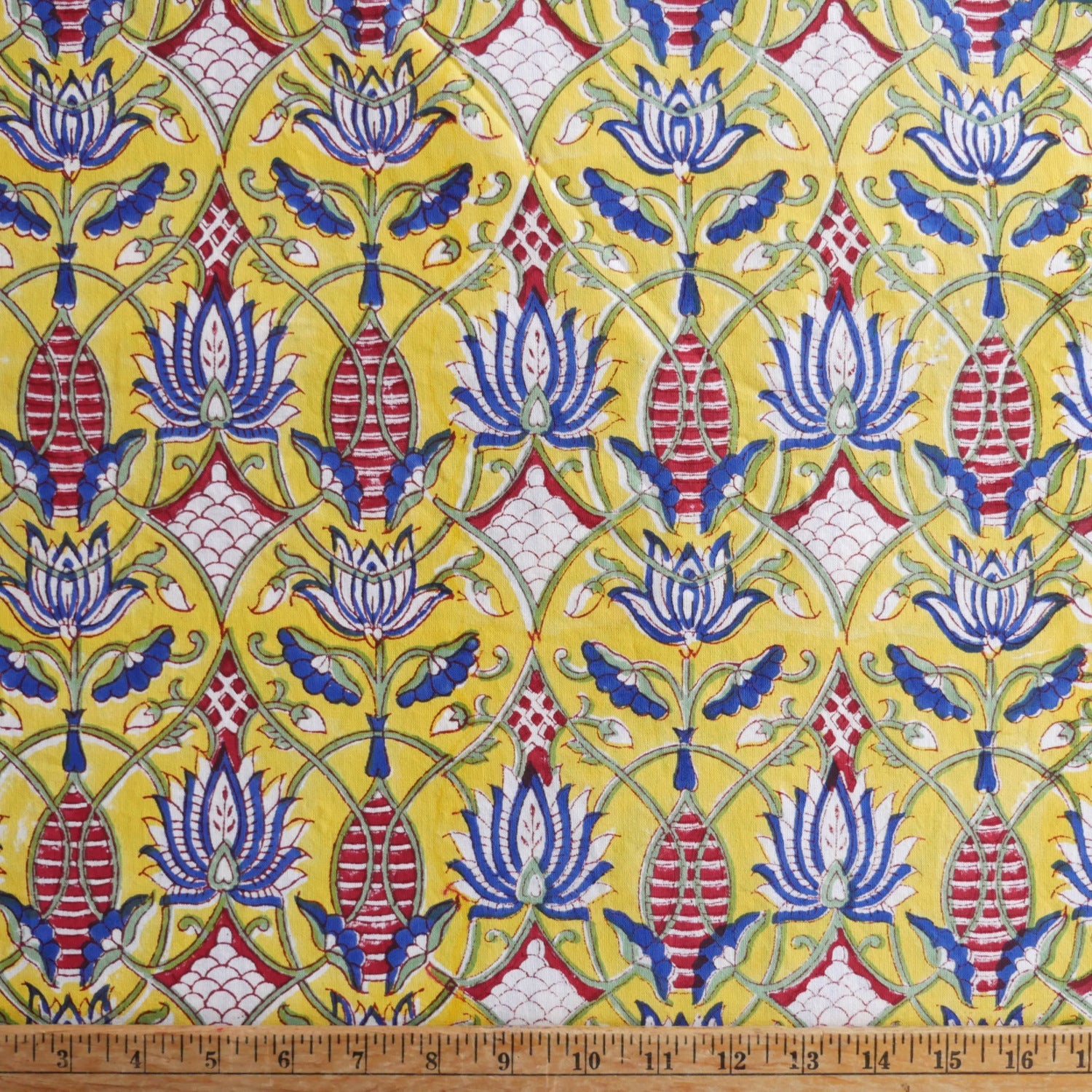 Ladies' Bed Gown in Printed Cotton